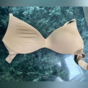SKIMS Nude Bra